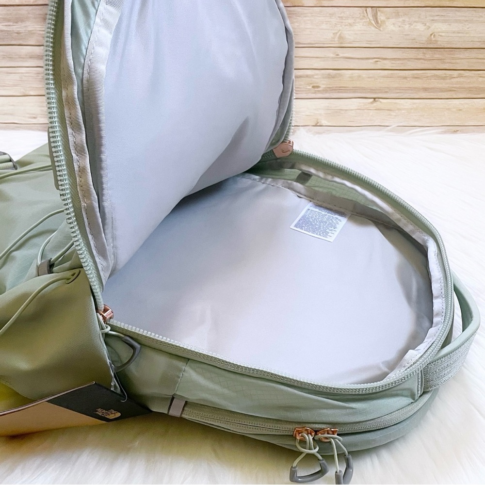 The North Face Women’s Borealis Luxe 27 Liter Backpack - Picture 7 of 9